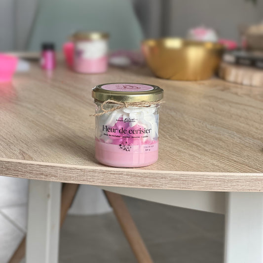 Bougie chantilly Fleur de cerisier - 120g
